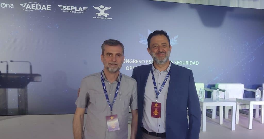Jesús García y Jose María Vera en el II Congreso Español de Seguridad Operacional